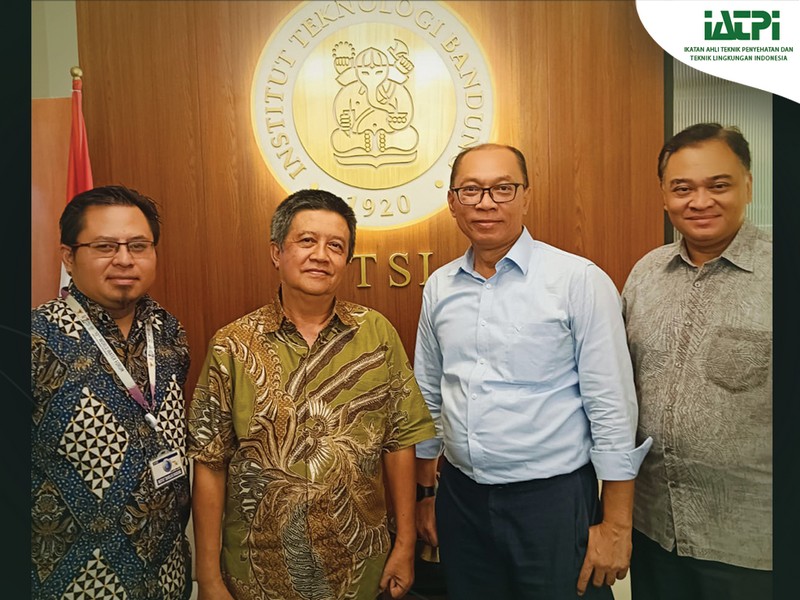 Pertemuan dengan Dekan FTSL ITB Membahas Kelanjutan Rencana MOA IATPI - FTSL ITB