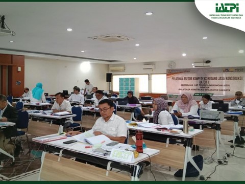 PELATIHAN ASESOR KOMPETENSI KERJASAMA BALAI JASA KONSTRUKSI WIL.III DENGAN LSP TEKNIK LINGKUNGAN IATPI 20-24 NOVEMBER 2023